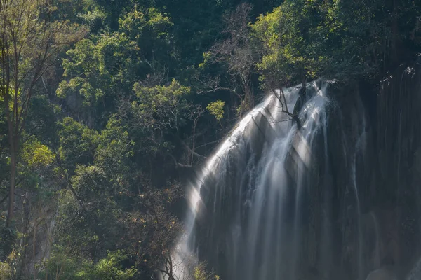 Thi Cascade Belle Cascade Pleine Forêt Tropicale Province Tak Thaïlande — Photo