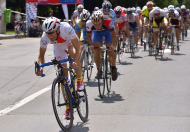 Ploieşti-Bükreş - Temmuz, 05: Aksiyon sahnesi yol grand prix olay, yüksek hızlı devre race 05 Temmuz 2014 Ploieşti-Bükreş, Romanya için yarışan bisikletçiler ile yarış sırasında