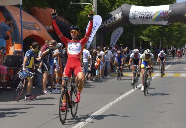 Ploieşti-Bükreş - Temmuz, 05: 05 Temmuz 2014 Ploieşti-Bükreş, Romanya ile neşeli yol grand prix olay, yüksek hızlı devre yarış içinde bir yarış kazanan sahne bitirmek