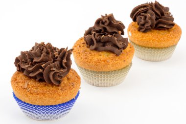 çikolata ganache ile cupcakes