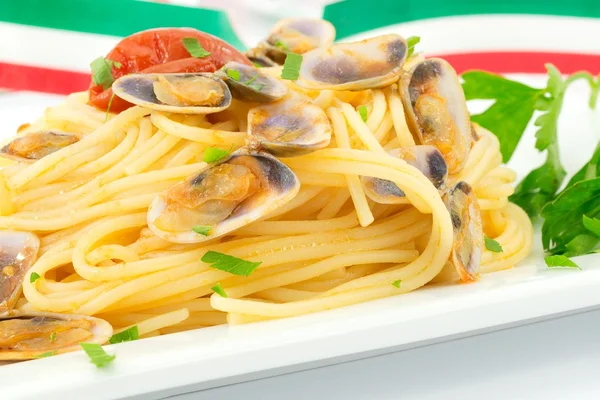 Spaghetti med musslor — Stockfoto