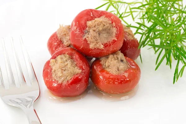 Hot peppers stuffed with tuna — Stock Photo, Image