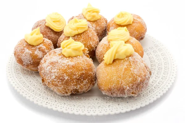 Krapfen met de crème — Stockfoto