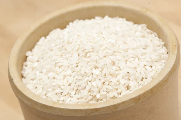 Sağlıklı kuru kahverengi pirinç — Stok fotoğraf