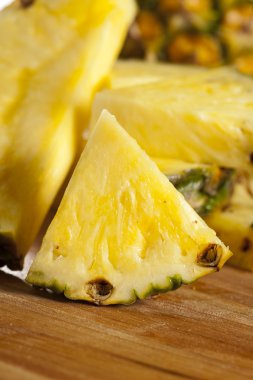 taze sarı organik ananas