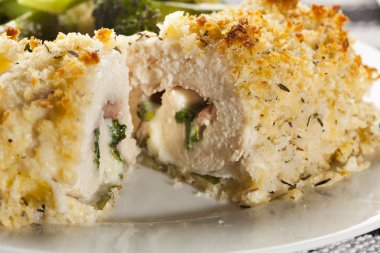 ev yapımı tavuk pane cordon bleu