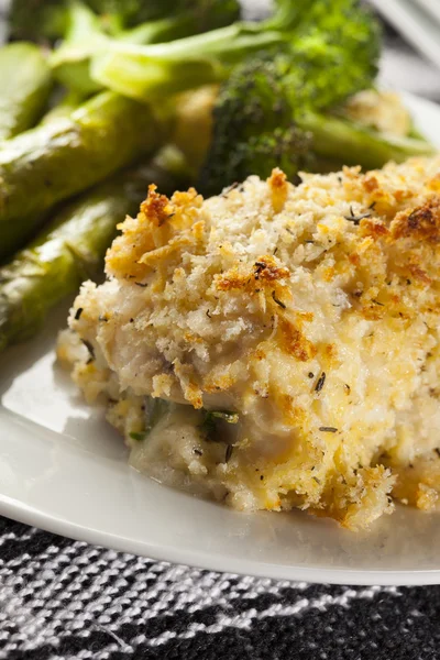 Cordón de pollo hecho en casa con pan Bleu —  Fotos de Stock