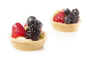 taze ev yapımı meyve tart