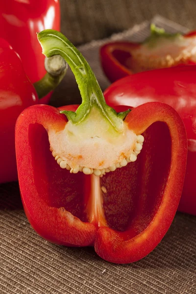 Fersk økologisk rød klokke Pepper – stockfoto