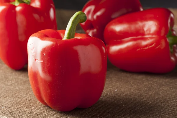 Fresh Organic Red Bell Pepper — Stock Photo, Image