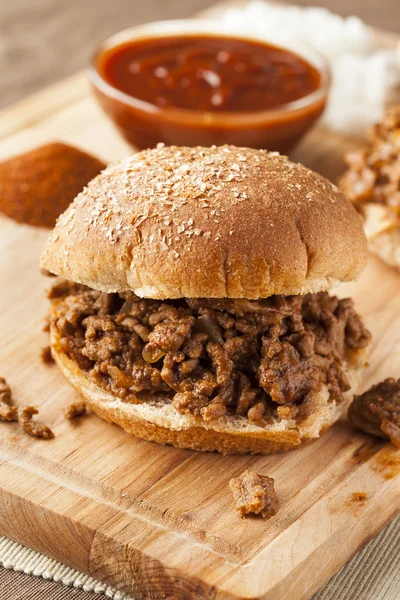Hanyag Barbecue marha szendvics — Stock Fotó