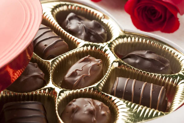 Caixa de chocolates sortidos — Fotografia de Stock
