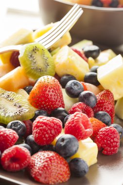 taze organik meyve salatası