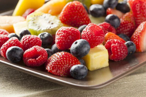 taze organik meyve salatası