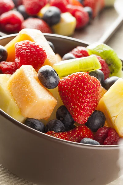 taze organik meyve salatası