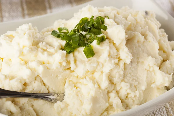 Pommes de terre fraîches maison en purée — Photo