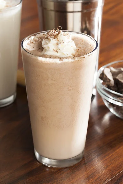 Milkshake al cioccolato ricco e cremoso — Foto Stock