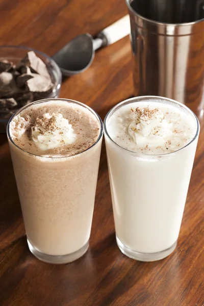 Reichhaltiger und cremiger Milchshake — Stockfoto