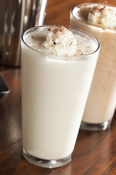 Bogaty i kremowy milkshake — Zdjęcie stockowe