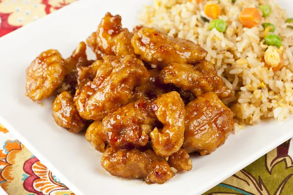 ev yapımı portakal tavuk pilav ile