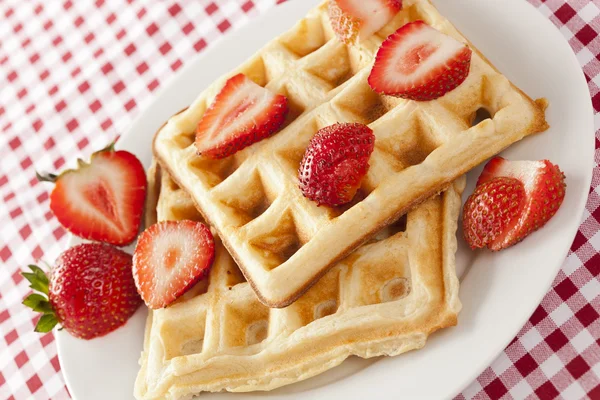 Frische hausgemachte belgische Waffeln — Stockfoto