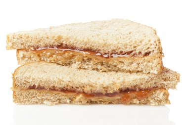 ev yapımı fıstık ezmesi ve jöle sandviç