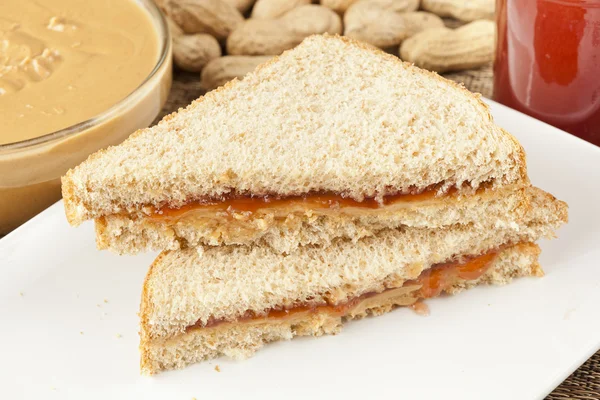 Homemade Peanut Butter and Jelly Sandwich — Stock Photo, Image