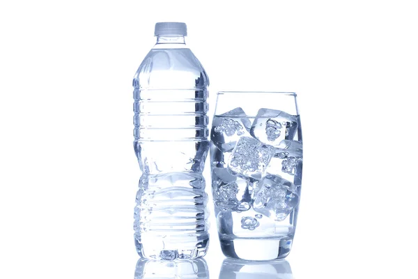 さわやかな水ボトル — ストック写真