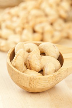 Hayır kabuk ile organik kaşu