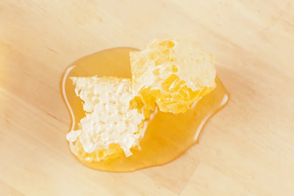 골든 유기 꿀 — 스톡 사진