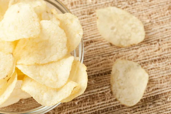 Crispy Fresh Potato Chips — Stock Photo, Image