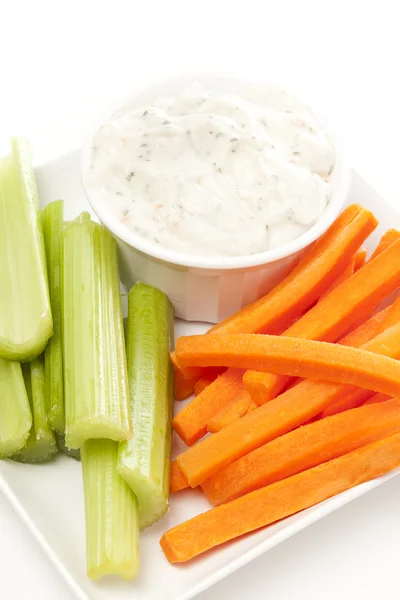 Aderezo rancho con zanahorias y apio — Foto de Stock