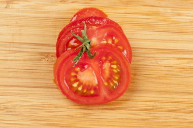 verse ogranic rijpe tomaat