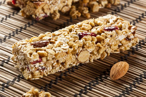 Bar Granola de Almendras y Pasas Orgánicas — Foto de Stock