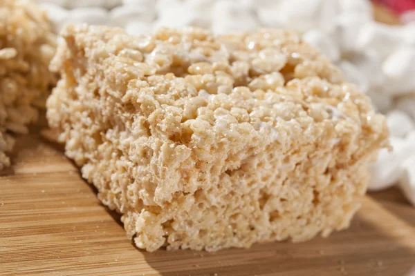 Tratar de arroz crocante de marshmallow — Fotografia de Stock