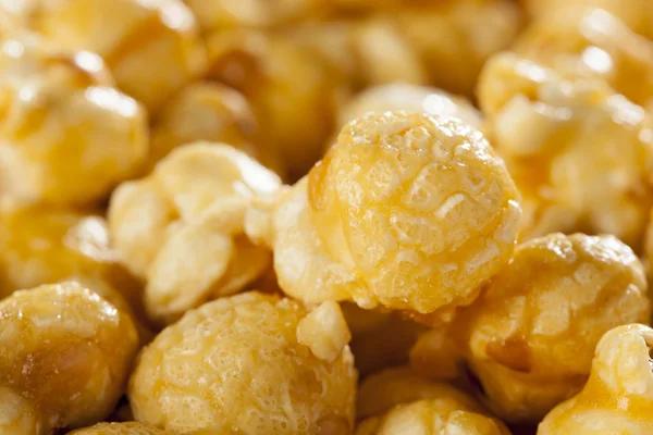 Házi friss durrantott Popcorn karamell — Stock Fotó