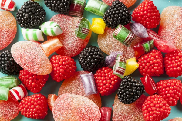 Kleurrijke zoete hard candy pepermuntjes — Stockfoto