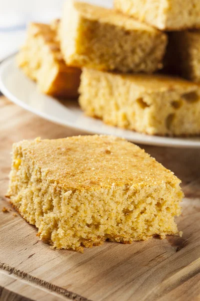 Golden Organic Homemade Cornbread — Stock Photo, Image