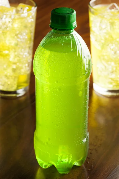 Grüner Energy Drink Soda — Stockfoto