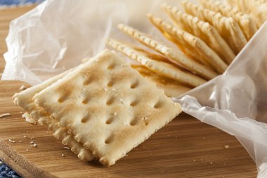 Organik tam buğday kola kraker