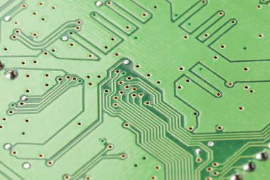 Yeşil elektrik devre kartı mikroçipler ve transistör