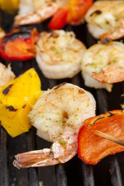 ev yapımı karides şiş kebap