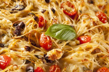 ev yapımı fırında makarna pie