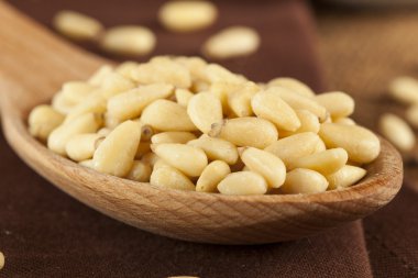 Organik Kuru çam fıstığı