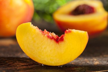 olgun organik portakal şeftali