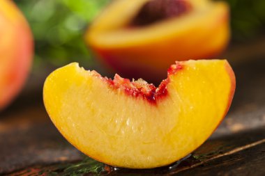 olgun organik portakal şeftali