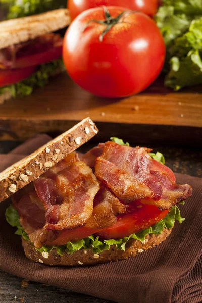 新鲜自制 blt 三明治 — 图库照片