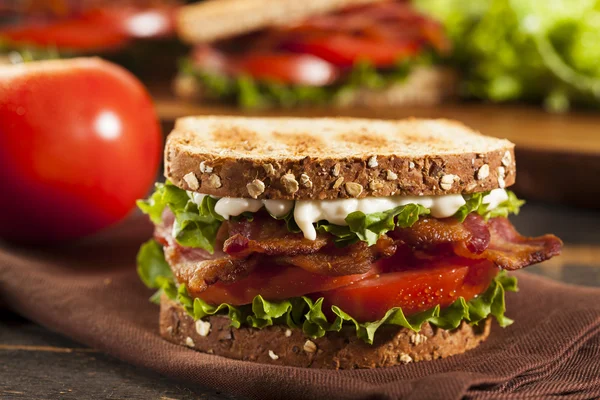 Sandwich de BLT casero fresco — Foto de Stock
