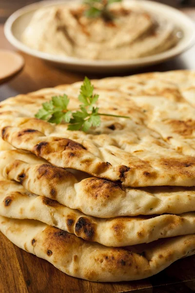 Hausgemachtes indisches Naan Fladenbrot — Stockfoto