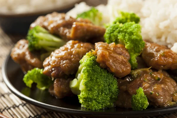Carne de res asiática casera y brócoli — Foto de Stock